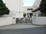小学校　横浜市立坂本小学校（小学校）まで809m