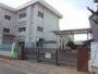 小学校　本庄市立北泉小学校（小学校）まで324m