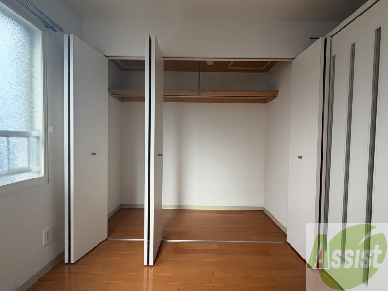 収納　収納もバッチリあるのでお部屋が片付きますよ！