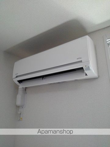 マオ コリーヌのその他写真