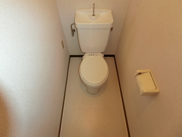 サンポートハイム高須のトイレ写真
