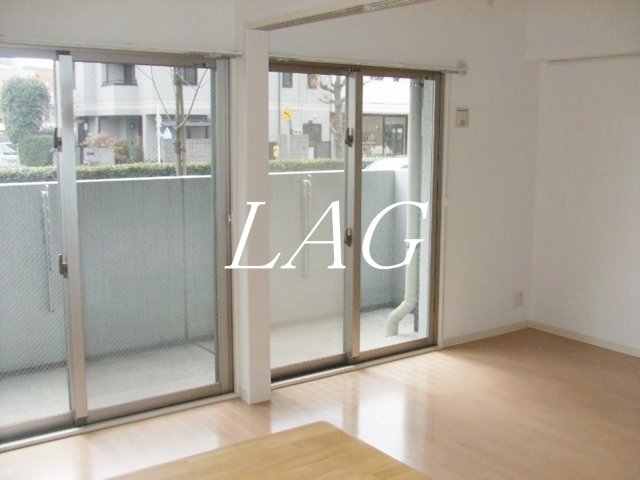 居室・リビング　洋室のお部屋です。
