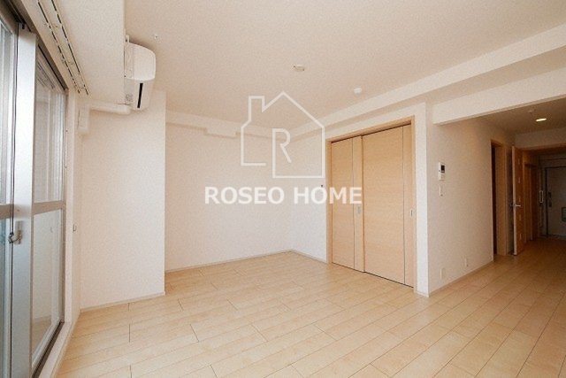 居室・リビング　同マンション別部屋：参考写真