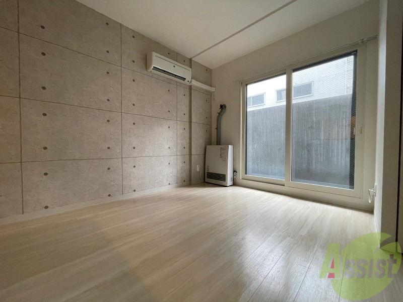 居室・リビング　広くてキレイなお部屋が広がっていて、充実した生活が送れそう。