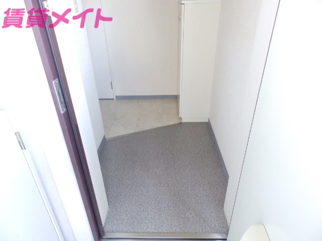 グランシャリオの玄関写真