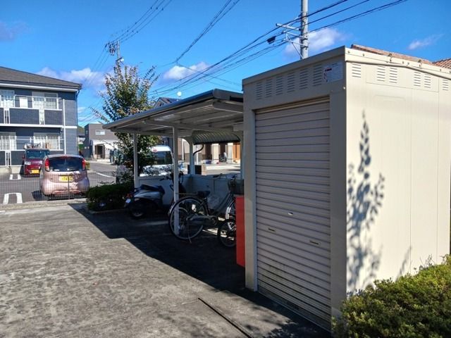 エコール・ジングウAの外観写真