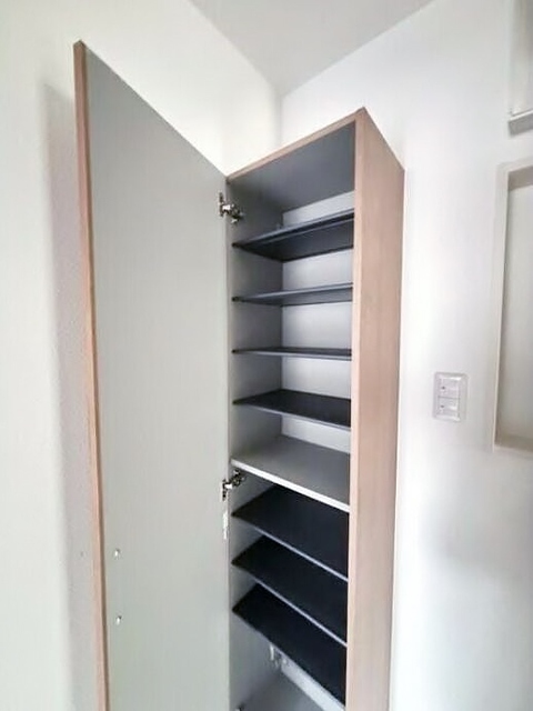 玄関　他のお部屋の御写真です。参考写真