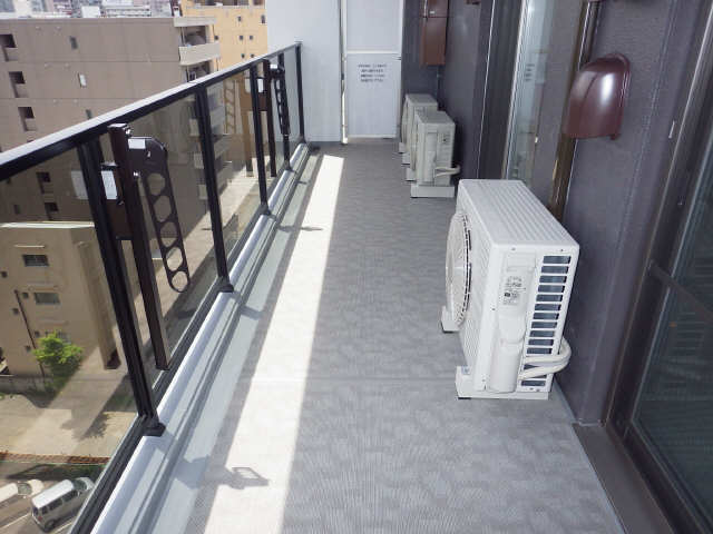 地下鉄東山線 新栄町駅 徒歩13分 12階建 築9年の内装写真