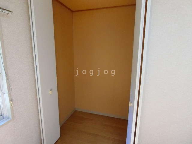 収納　収納が大きく、たくさんものが入ります。