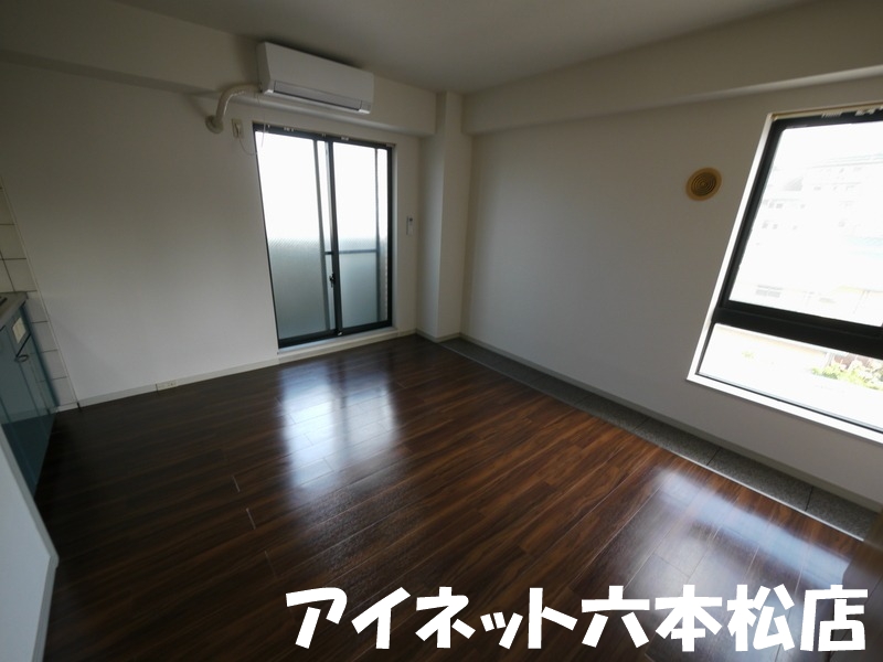 その他設備　エアコン付きで快適に過ごせます