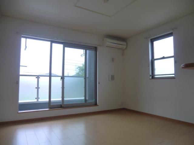 その他　エアコン完備・角部屋2面採光