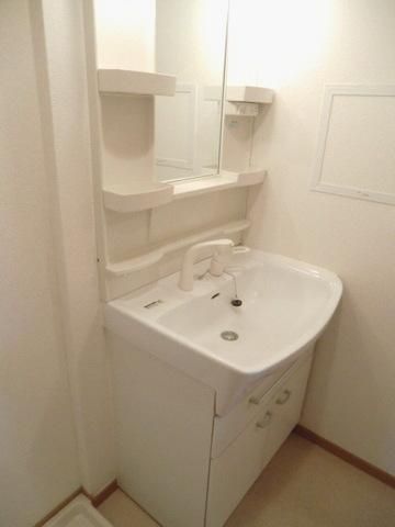 洗面設備　シャンプドレッサー