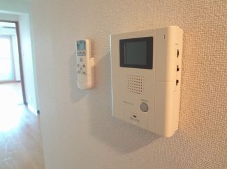 セキュリティ　TVモニターホン付きで突然の来客でも安心です。
