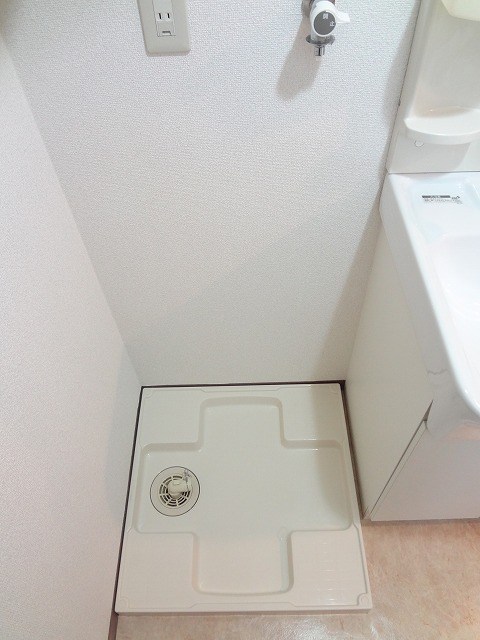 その他設備　洗濯機置き場は室内です