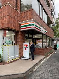 コンビニ　セブンイレブン葛西駅前店（コンビニ）まで229m