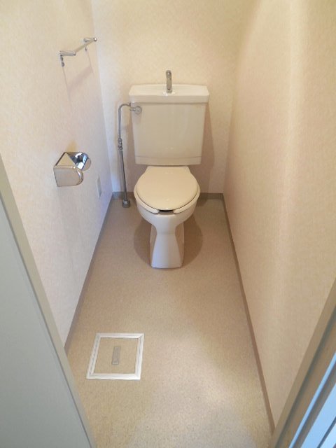 その他共有部分　エレベーター付なので、たくさんお買い物しても安心ですね♪