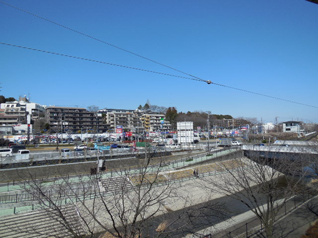 建物外観　オートロック付の鉄筋コンクリート造マンションです☆