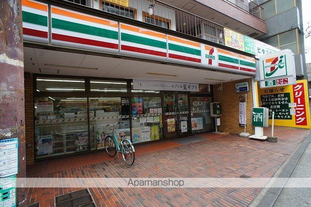 コンビニ　セブンイレブン（コンビニ）まで931m