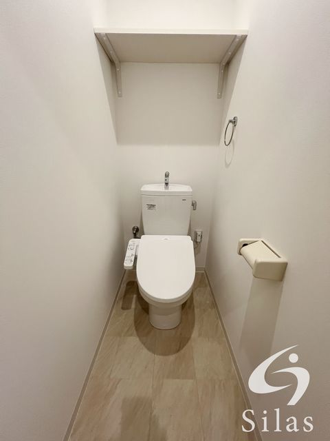 近鉄奈良線 若江岩田駅 徒歩8分 3階建 築2年のトイレ写真