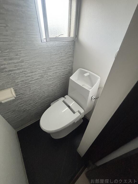 山川ビルのトイレ写真