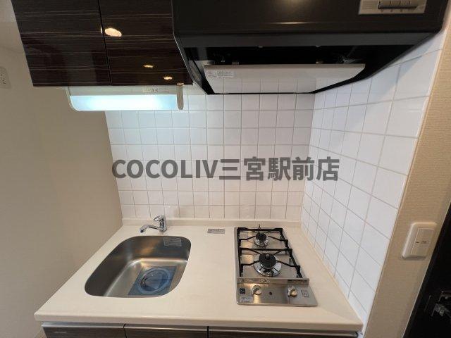キッチン　同物件別部屋写真