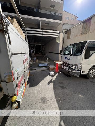 地下鉄谷町線 南森町駅 徒歩3分 15階建 築1年の外観写真
