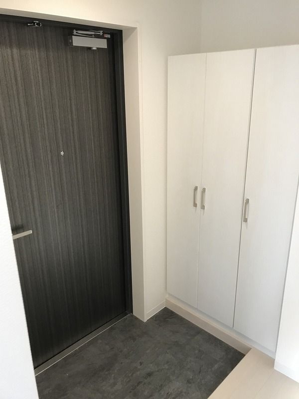 玄関　収納もある玄関です