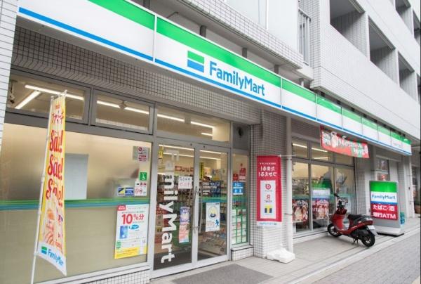 コンビニ　ファミリーマート渋谷笹塚二丁目西店（コンビニ）まで343m
