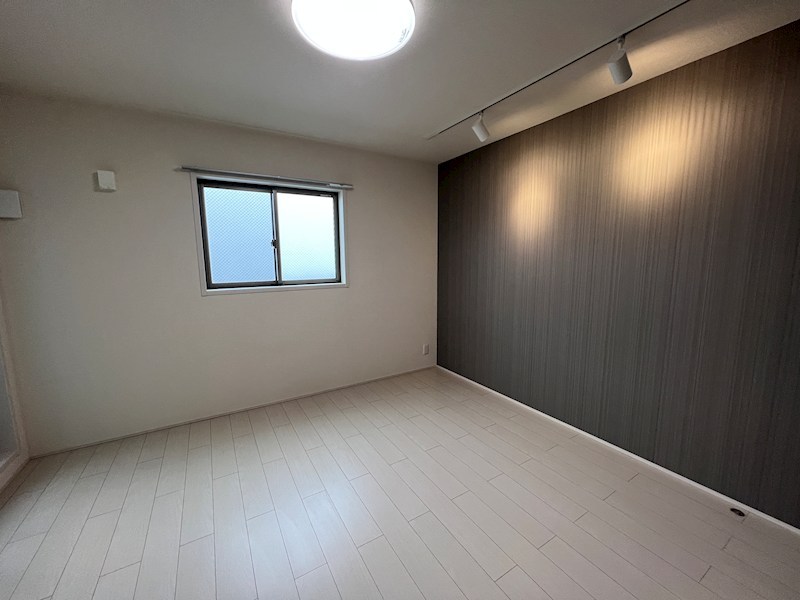 フジパレス塚口本町2番館の居間写真