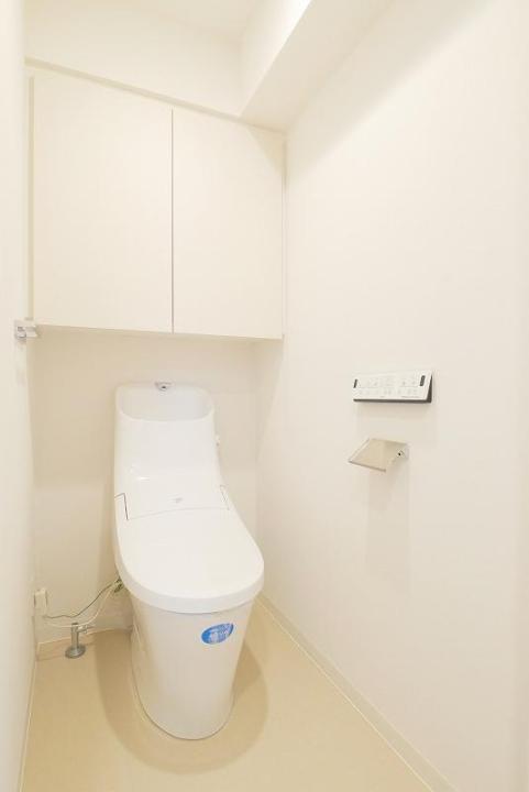 ＪＲ中央線 大久保駅 徒歩7分 8階建 築9年のトイレ写真