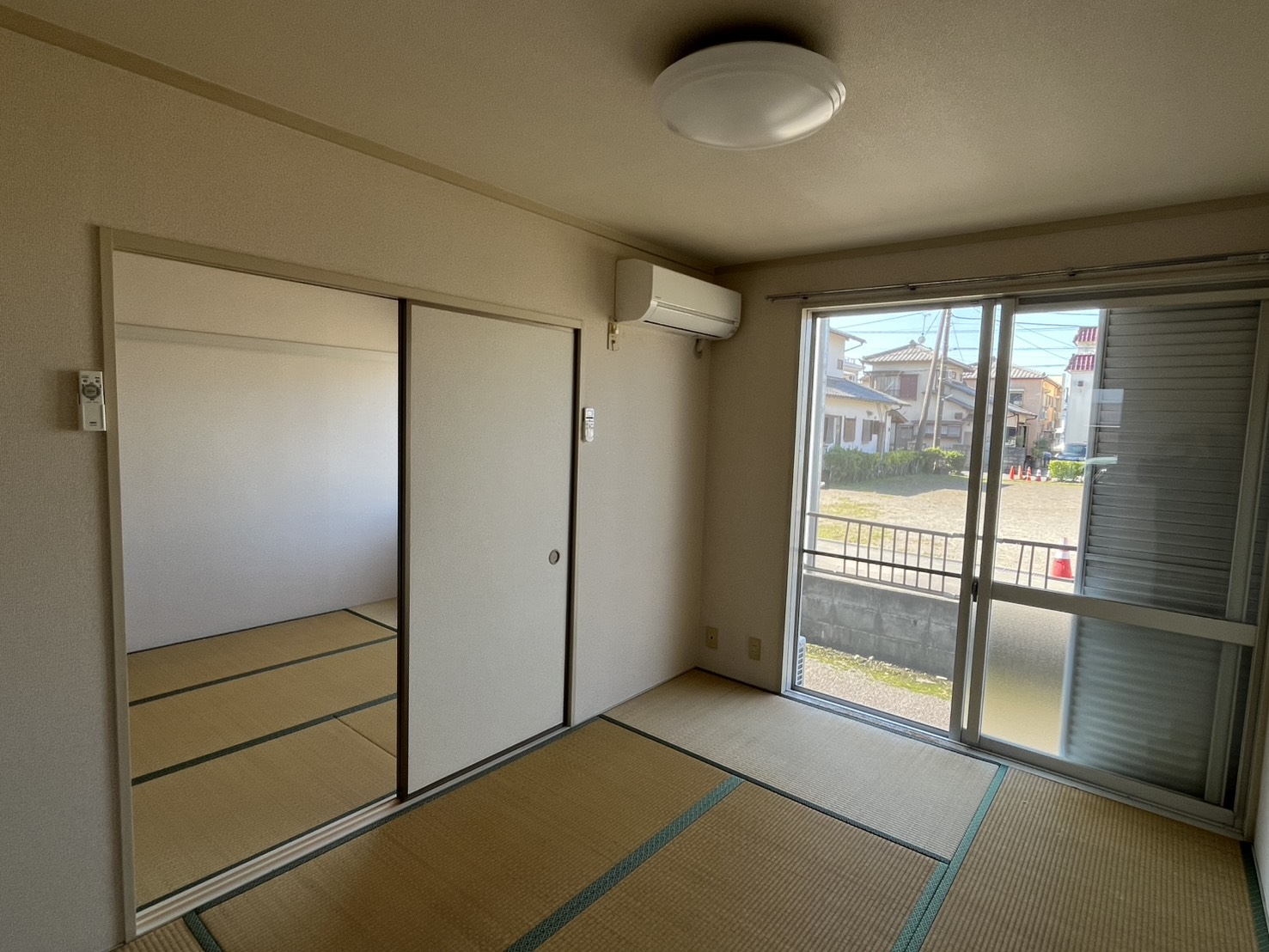 ロワイムアライの居間写真