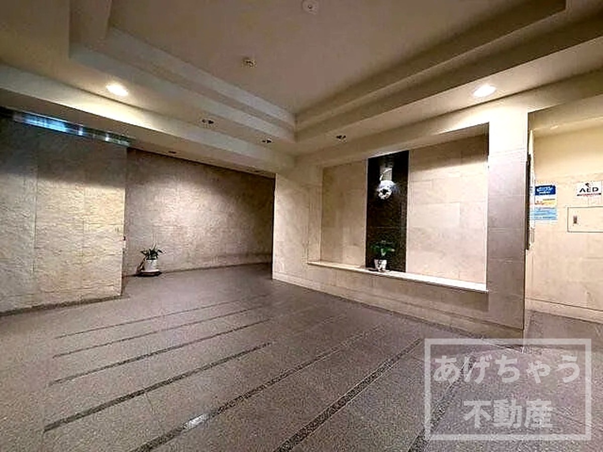 東京メトロ丸ノ内線 新中野駅 徒歩4分 14階建 築27年の外観写真