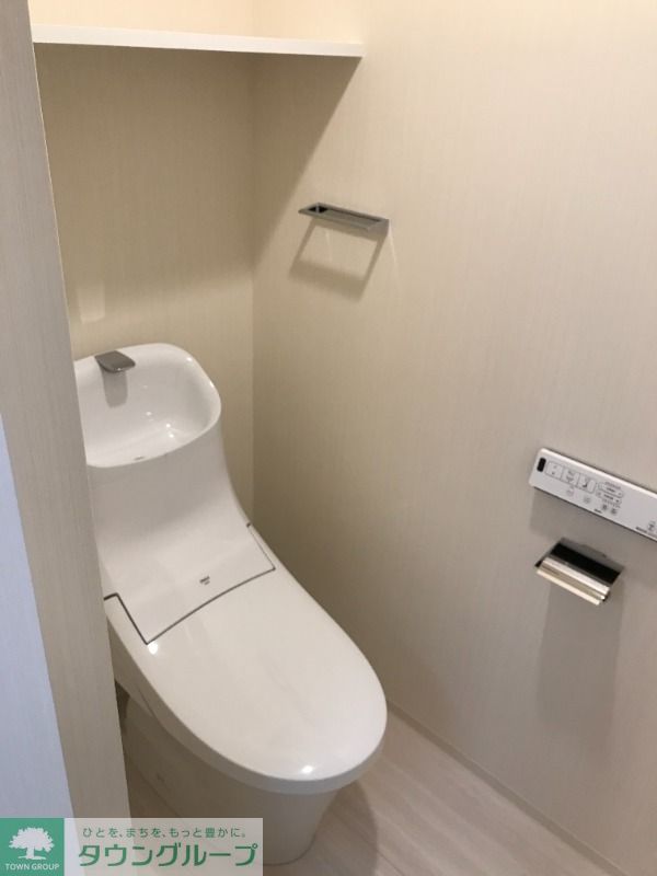 京急本線 平和島駅 徒歩5分 5階建 築6年のトイレ写真