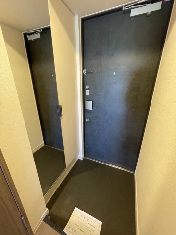 玄関　※参考写真