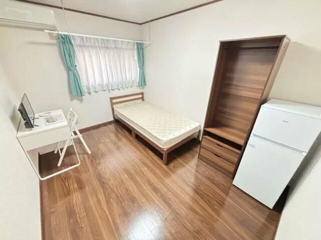 SAクロス海老名1の居間写真