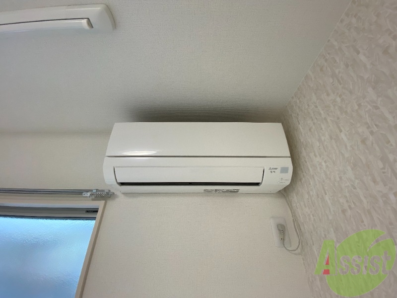 その他設備　お部屋にはエアコンがあり、暑い日や寒い日も安心です。