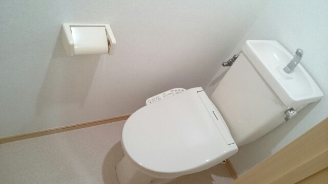 トイレ　図面と現状に相違がある場合には現状を優先