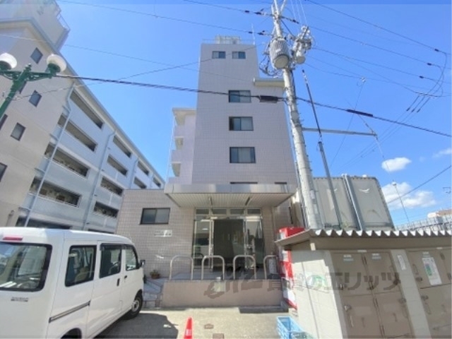 カルテットKOBORIA棟の外観写真