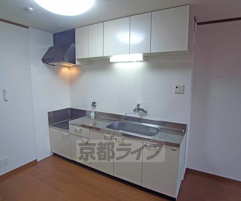 キッチン　キッチンも広く使いやすいです
