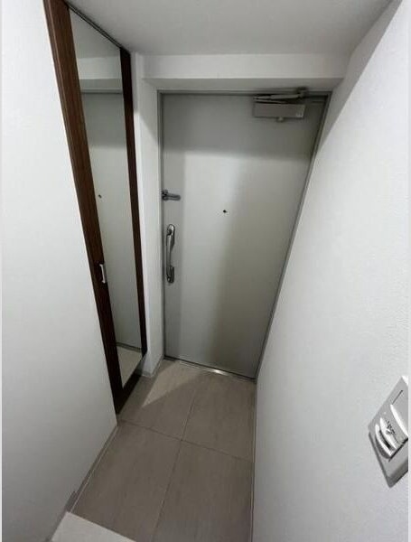 玄関　名古屋で一番初期費用の安い賃貸専門の不動産会社です(^^)