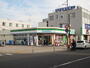 コンビニ　ファミリーマート東海大学駅前店（コンビニ）まで370m