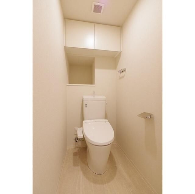 トイレ　落ち着いたトイレです