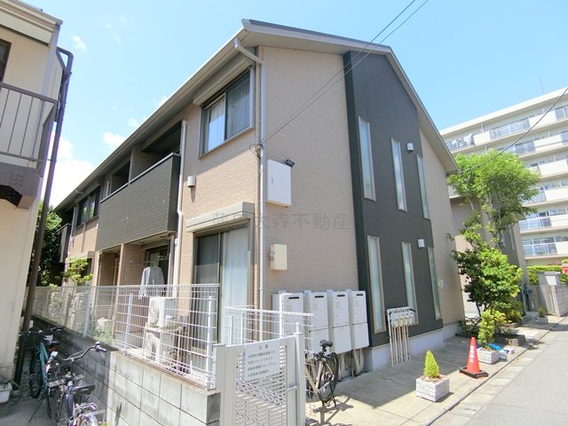 建物外観　2013年2月築　木造地上2階建て人気賃貸アパート　京急本線