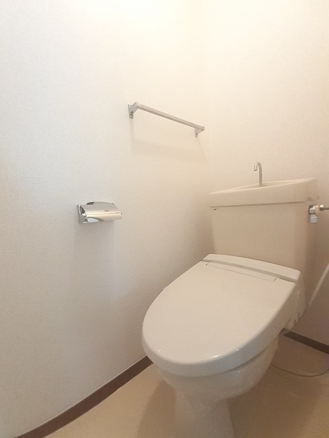 中尾弐番館B棟のトイレ写真