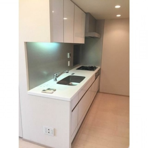 キッチン　※別部屋参考写真