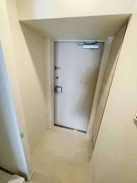 玄関　別部屋同仕様タイプ