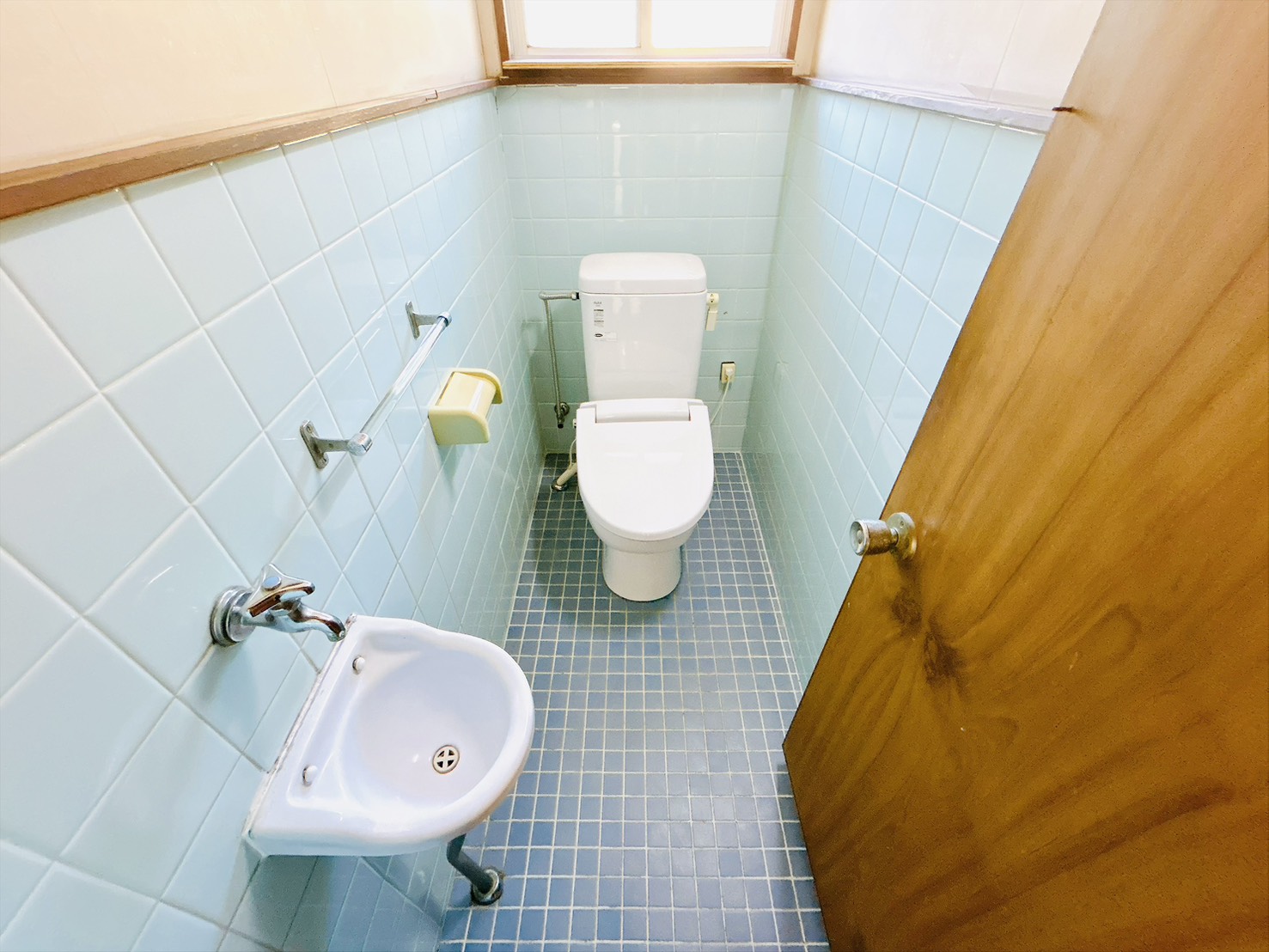 わかやま電鉄貴志川線 日前宮駅 徒歩19分 2階建 築55年のトイレ写真