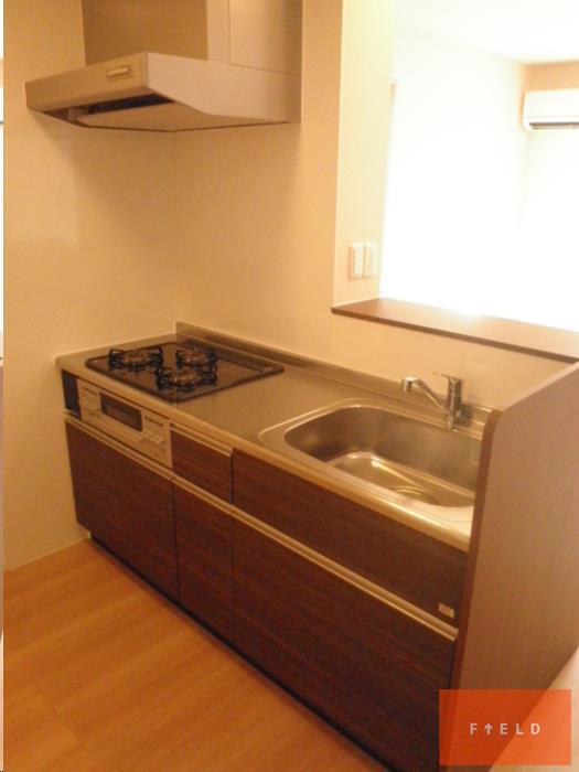 キッチン　※別部屋写真。現状優先。