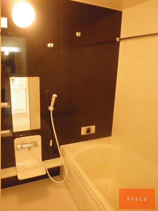 バス・シャワールーム　※別部屋写真。現状優先。