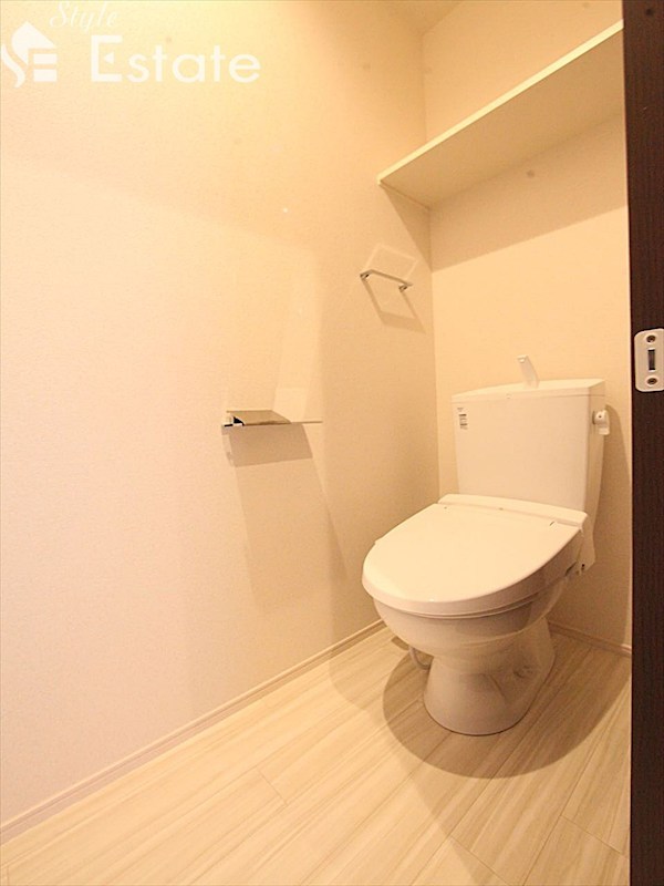 近鉄名古屋線 米野駅 徒歩7分 3階建 新築のトイレ写真